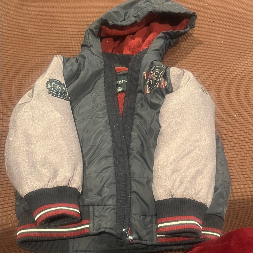 Stylish Hooded Jacket with Patches